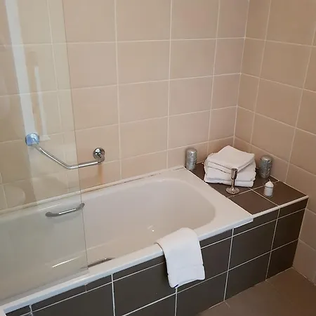 Lodge Suites & Lodges